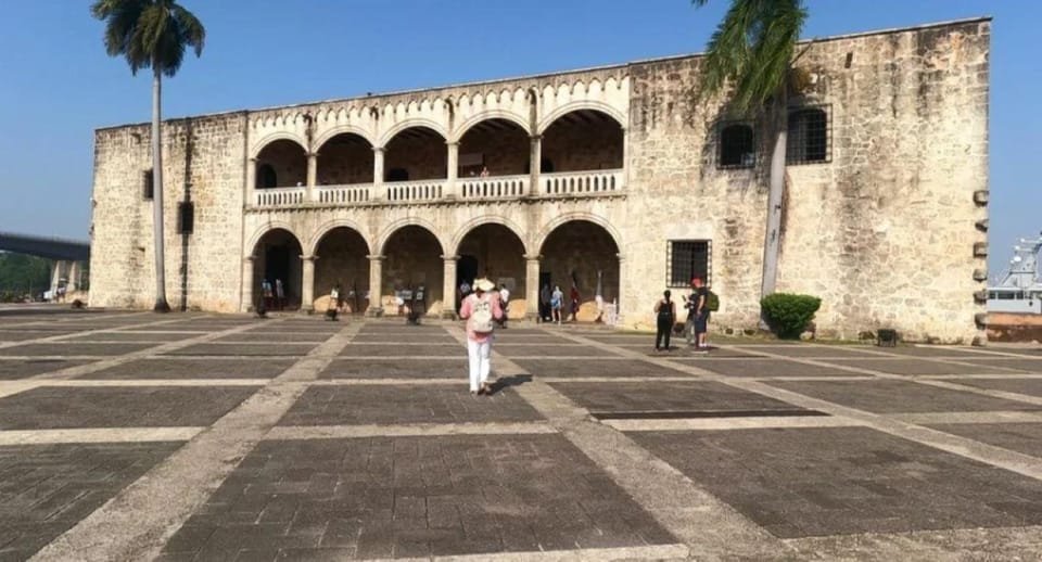 Punta Cana: Santo Domingo Day Trip with Buffet Lunch - Image 3